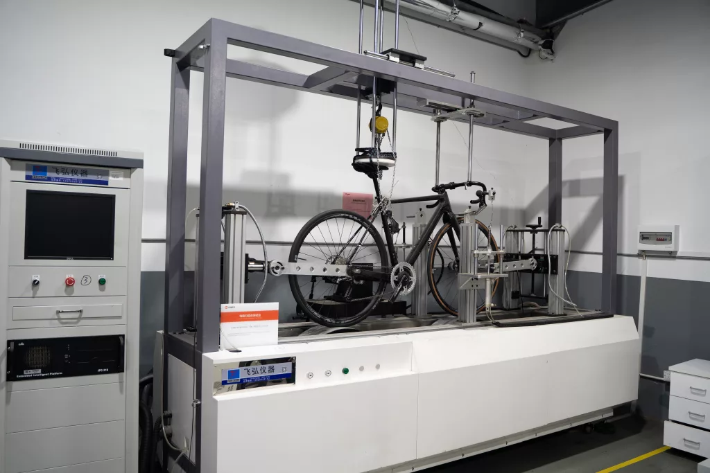 Magene is conducting performance tests on the power meter.